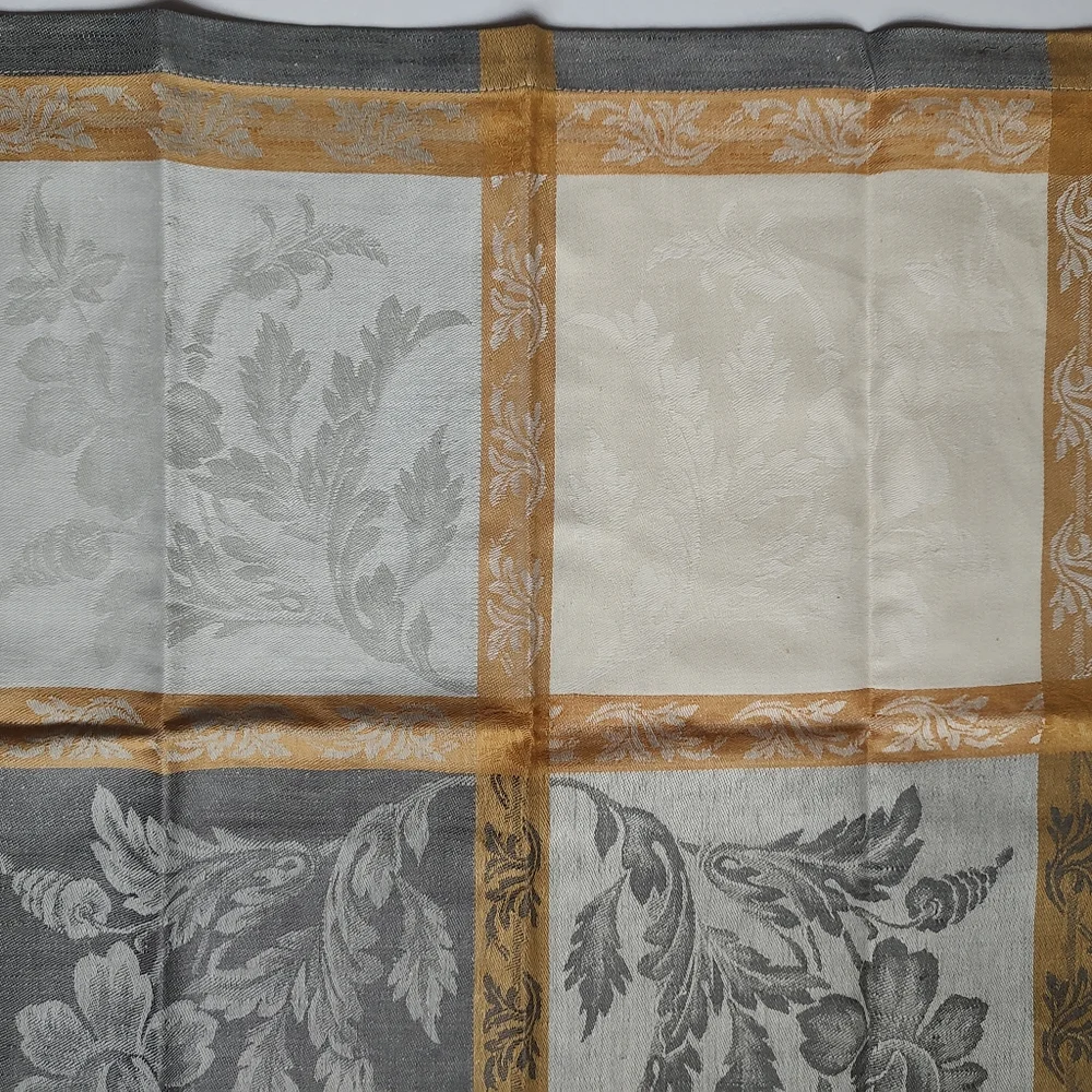 Williams Sonoma Villa 4 Napkins Jacquard Grey Yellow Beige Cream Cotton Linen